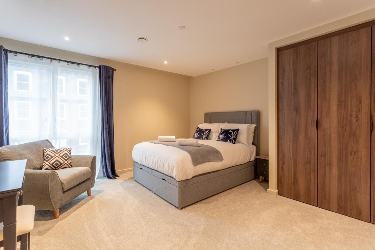 Luxury 2 Bedroom Apartment With Free Parking In The Heart Of York Bagian luar foto