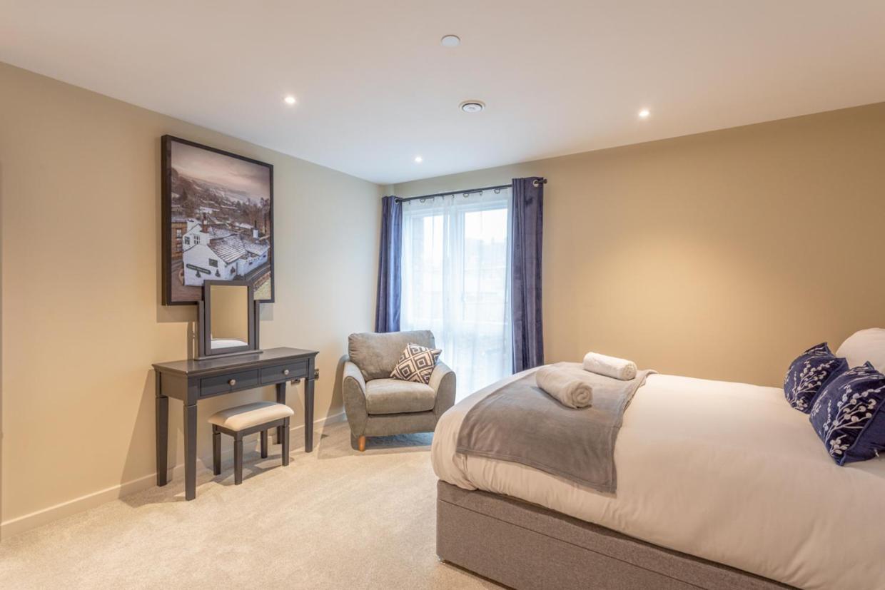 Luxury 2 Bedroom Apartment With Free Parking In The Heart Of York Bagian luar foto