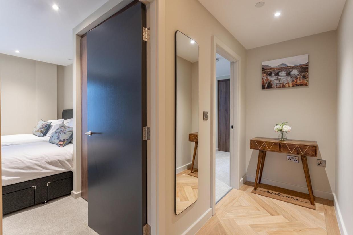 Luxury 2 Bedroom Apartment With Free Parking In The Heart Of York Bagian luar foto