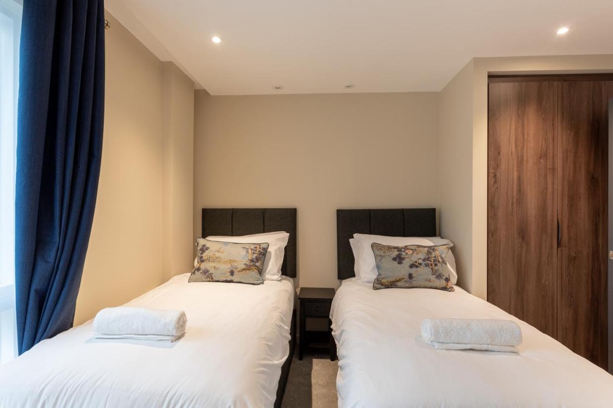 Luxury 2 Bedroom Apartment With Free Parking In The Heart Of York Bagian luar foto